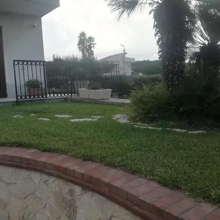 I Capricci Dell'etna 1 Di Puglisi מאסקלוצ'יה